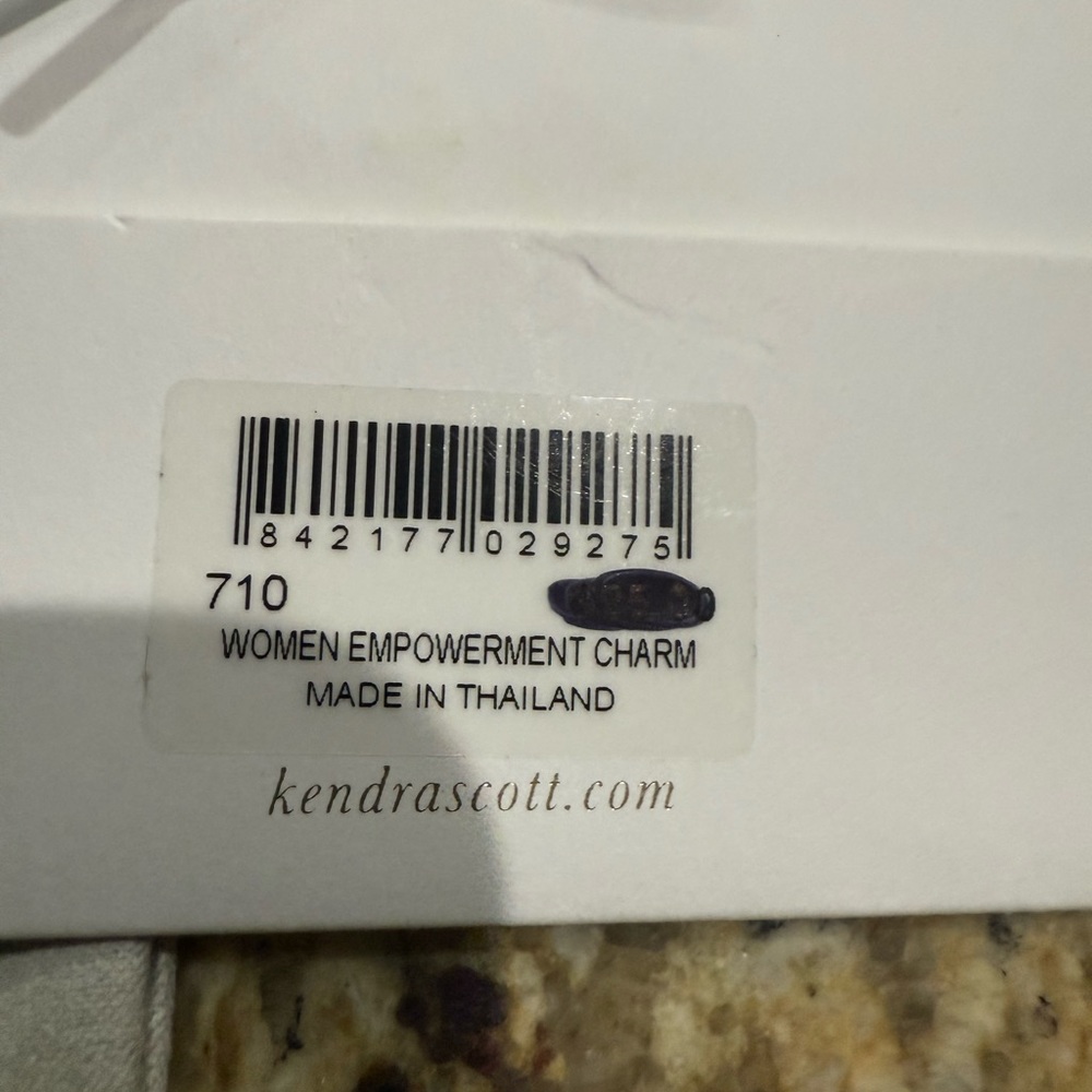 Kendra Scott Color Bar Charm, Women Empowerment Rose - Picture 3 of 4
